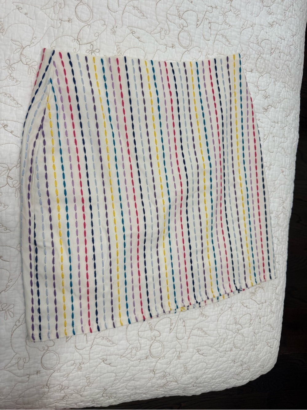 J.Marie White Stripe Embroidered Mini Skirt